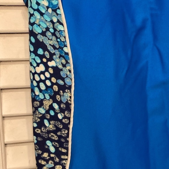 Catalina Blue And Cream One Piece Swimsuit Size Medium - Picture 2 of 11